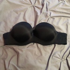 Strapless bra